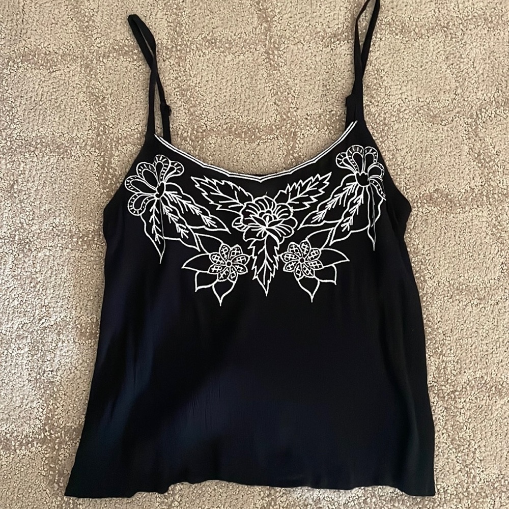 Black tank with adjustable straps